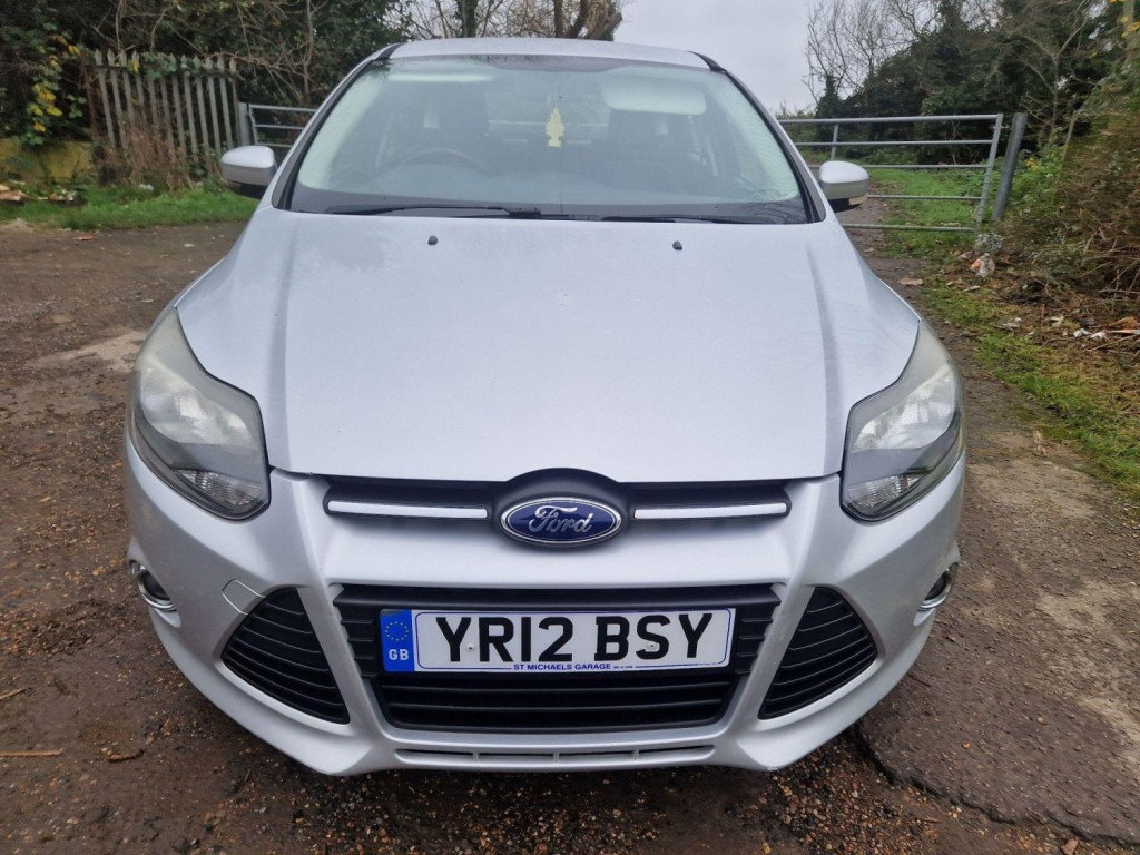 View FORD FOCUS 1.6 Zetec Powershift Euro 5 5dr