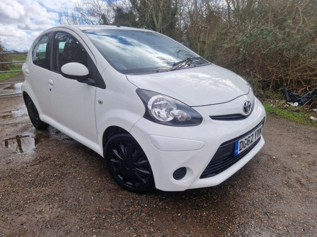TOYOTA AYGO