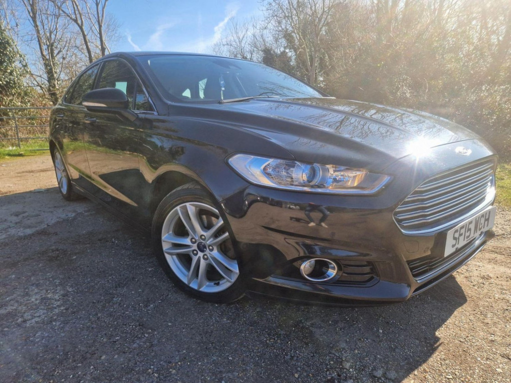 View FORD MONDEO 2.0 TDCi Titanium Euro 6 (s/s) 5dr