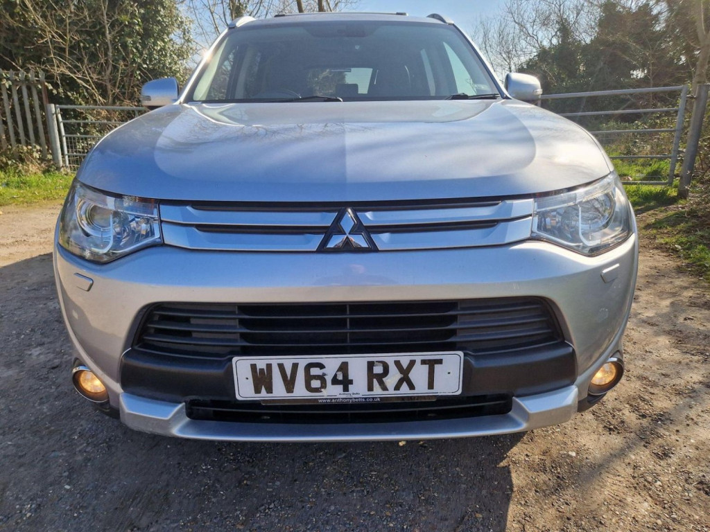 View MITSUBISHI OUTLANDER 2.2 DI-D GX4s Auto 4WD Euro 5 (s/s) 5dr