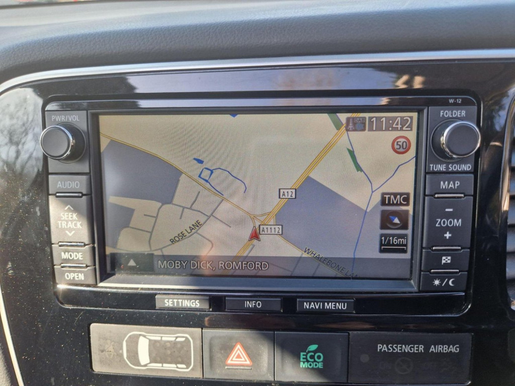 MITSUBISHI OUTLANDER