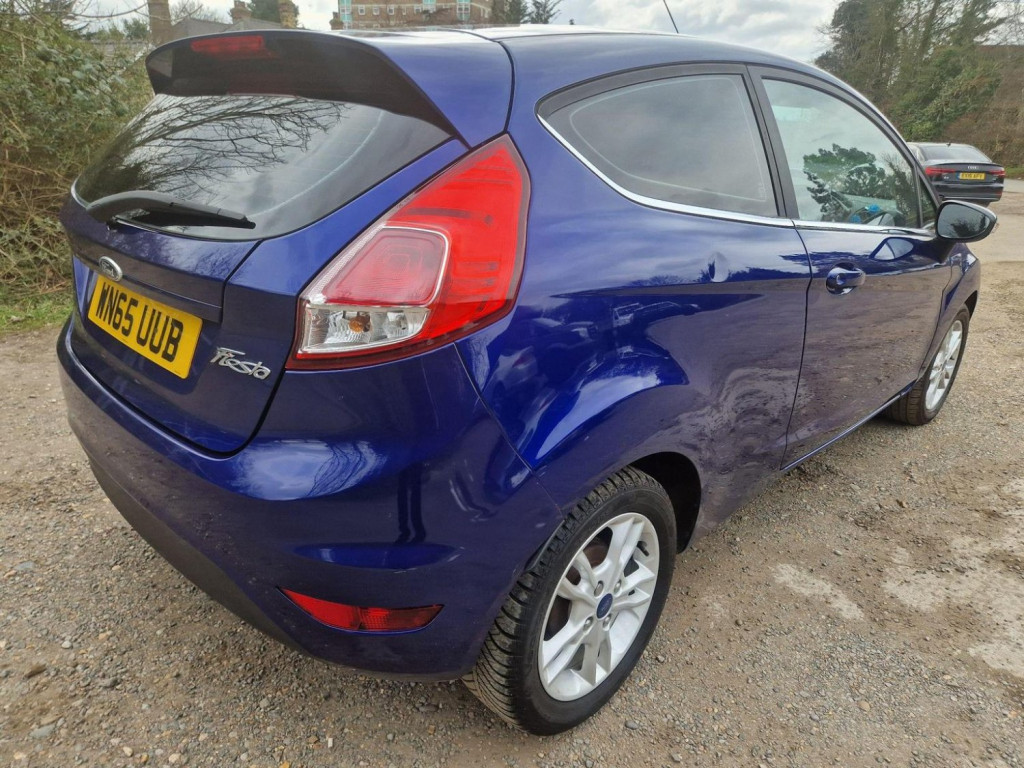 FORD FIESTA