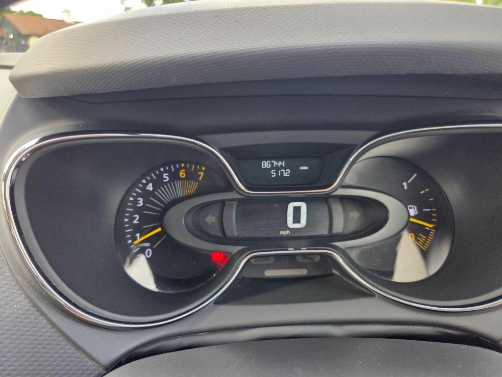 RENAULT CAPTUR