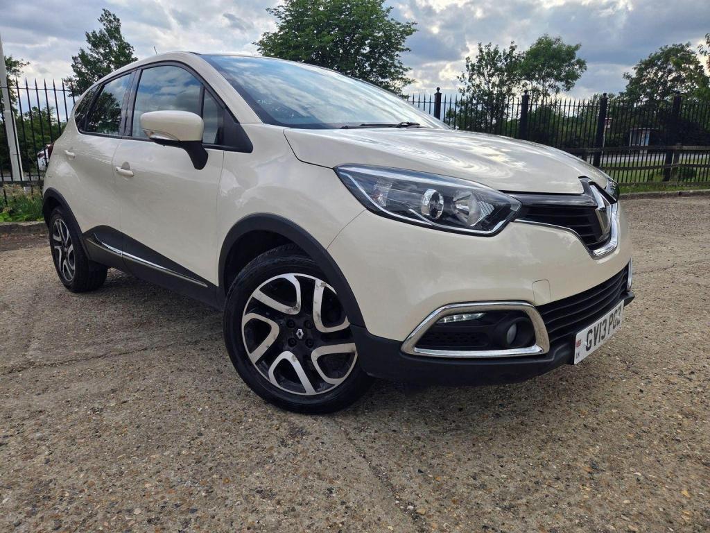 RENAULT CAPTUR