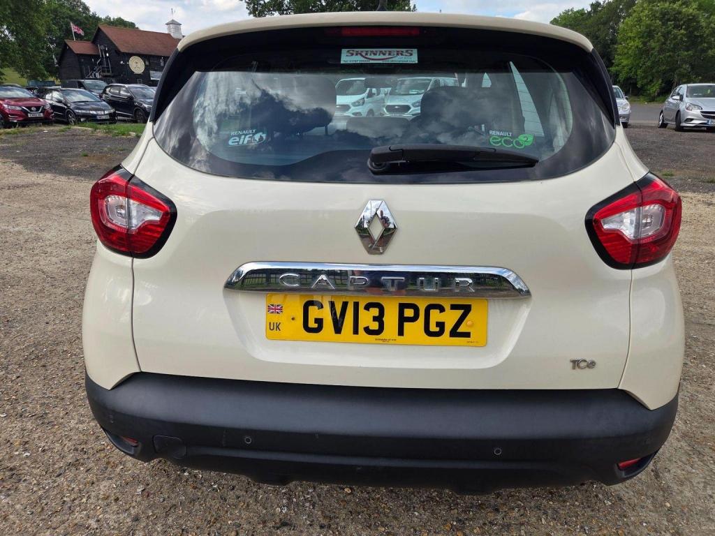 RENAULT CAPTUR
