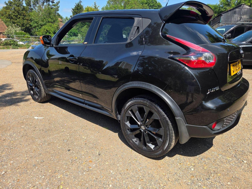 NISSAN JUKE