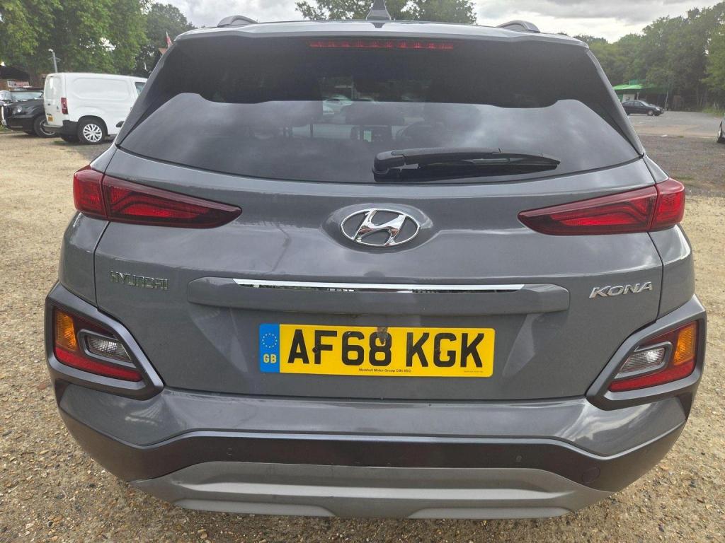 HYUNDAI KONA