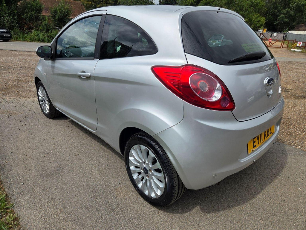 FORD KA