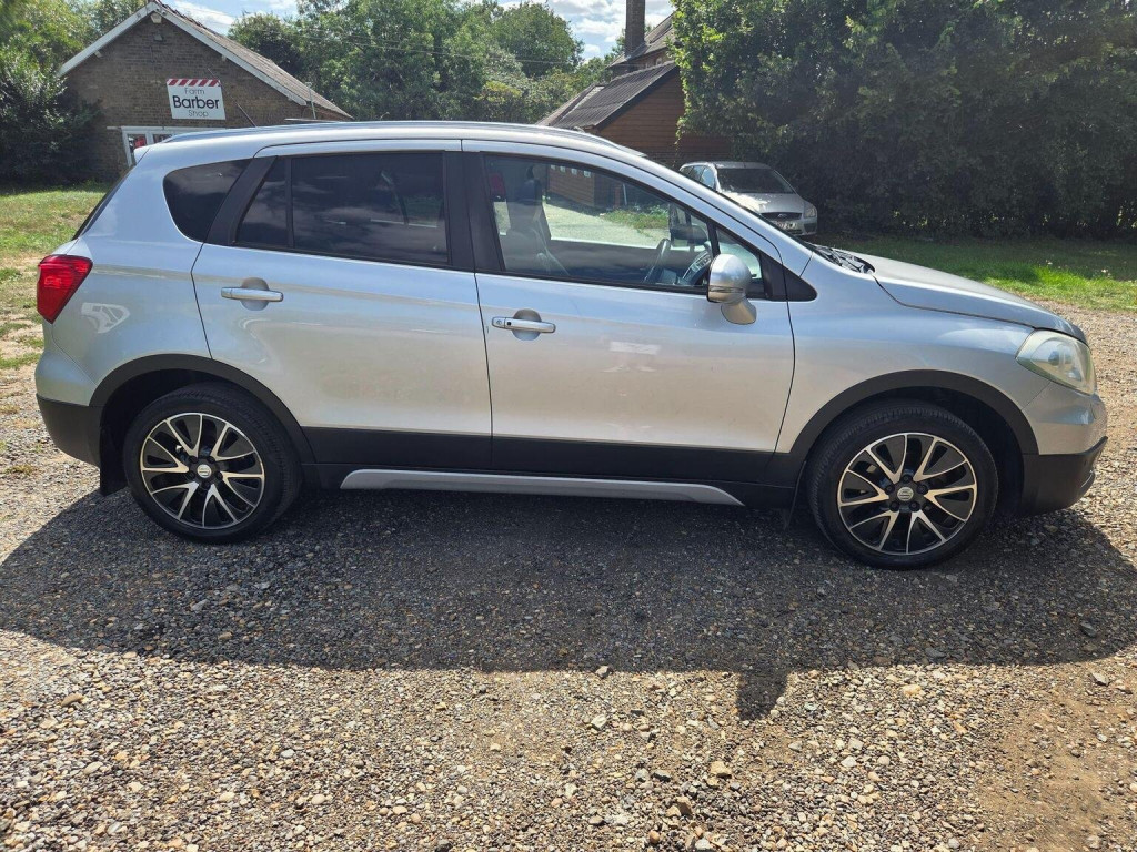 SUZUKI SX4 S-CROSS