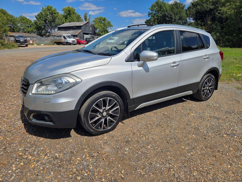 SUZUKI SX4 S-CROSS