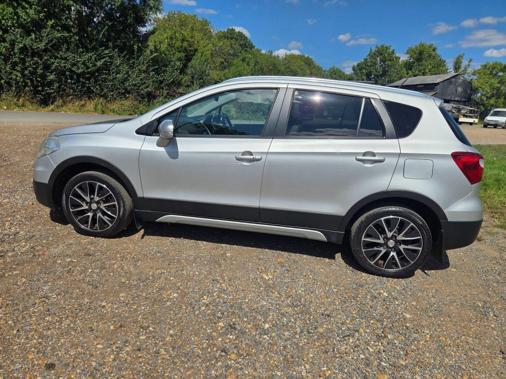 SUZUKI SX4 S-CROSS