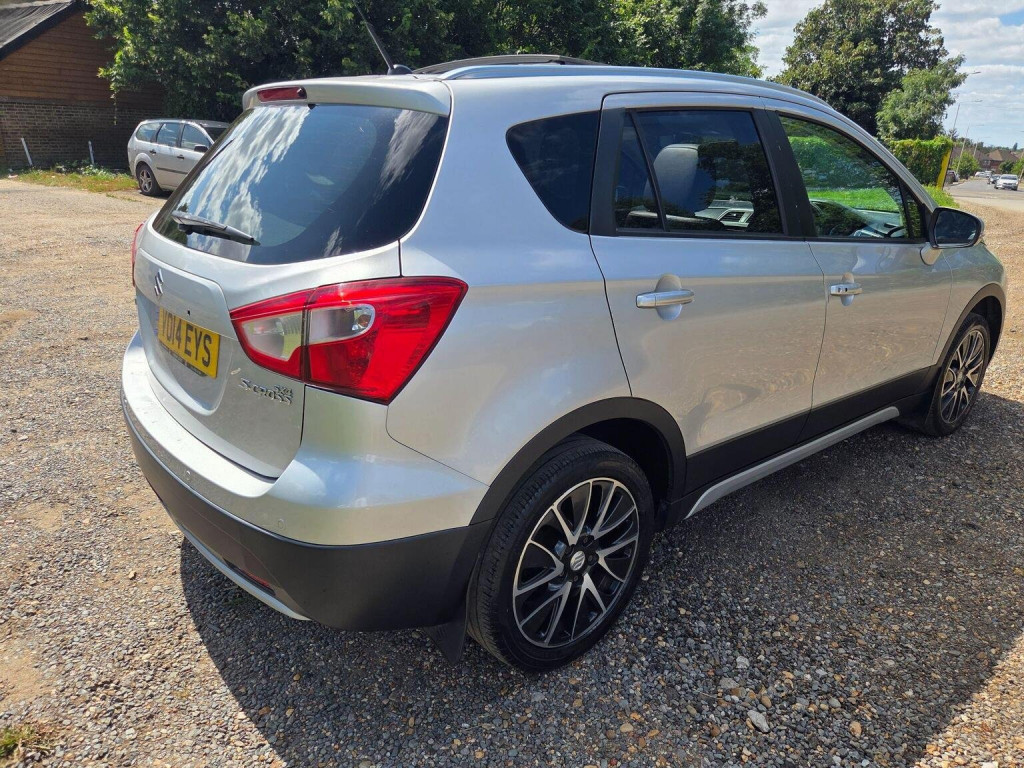 SUZUKI SX4 S-CROSS