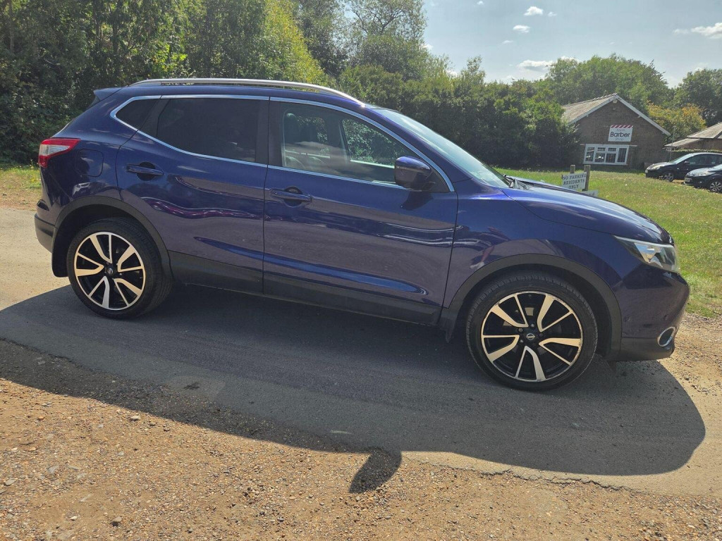 NISSAN QASHQAI
