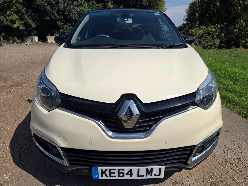 View RENAULT CAPTUR 0.9 TCe ENERGY Dynamique S MediaNav Euro 5 (s/s) 5dr