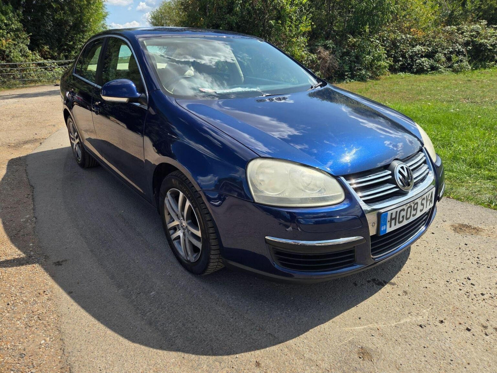 VOLKSWAGEN JETTA
