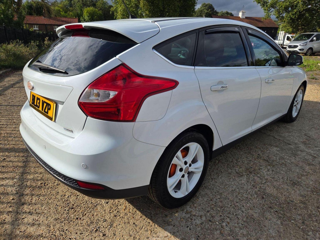FORD FOCUS