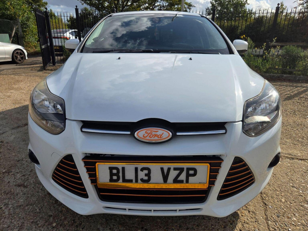 View FORD FOCUS 1.0T EcoBoost Zetec Euro 5 (s/s) 5dr