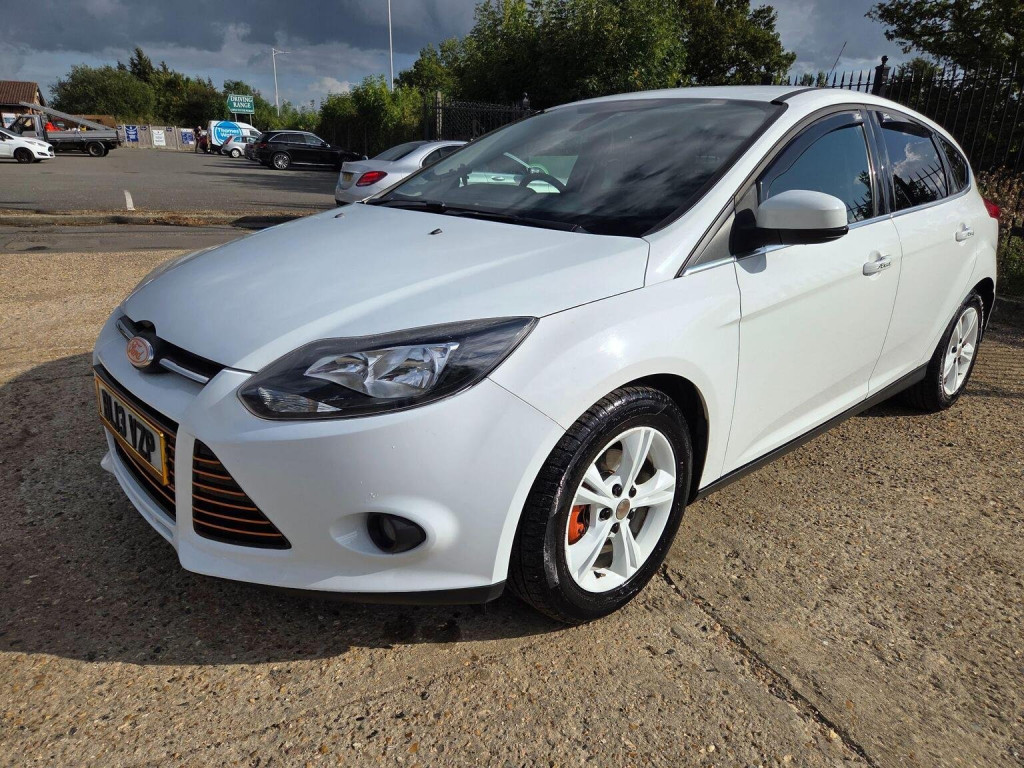 FORD FOCUS