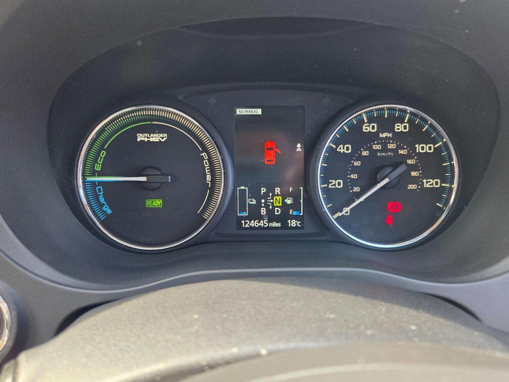 MITSUBISHI OUTLANDER