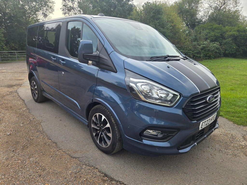 View FORD TOURNEO CUSTOM 2.0 320 EcoBlue Sport Auto L1 Euro 6 (s/s) 5dr