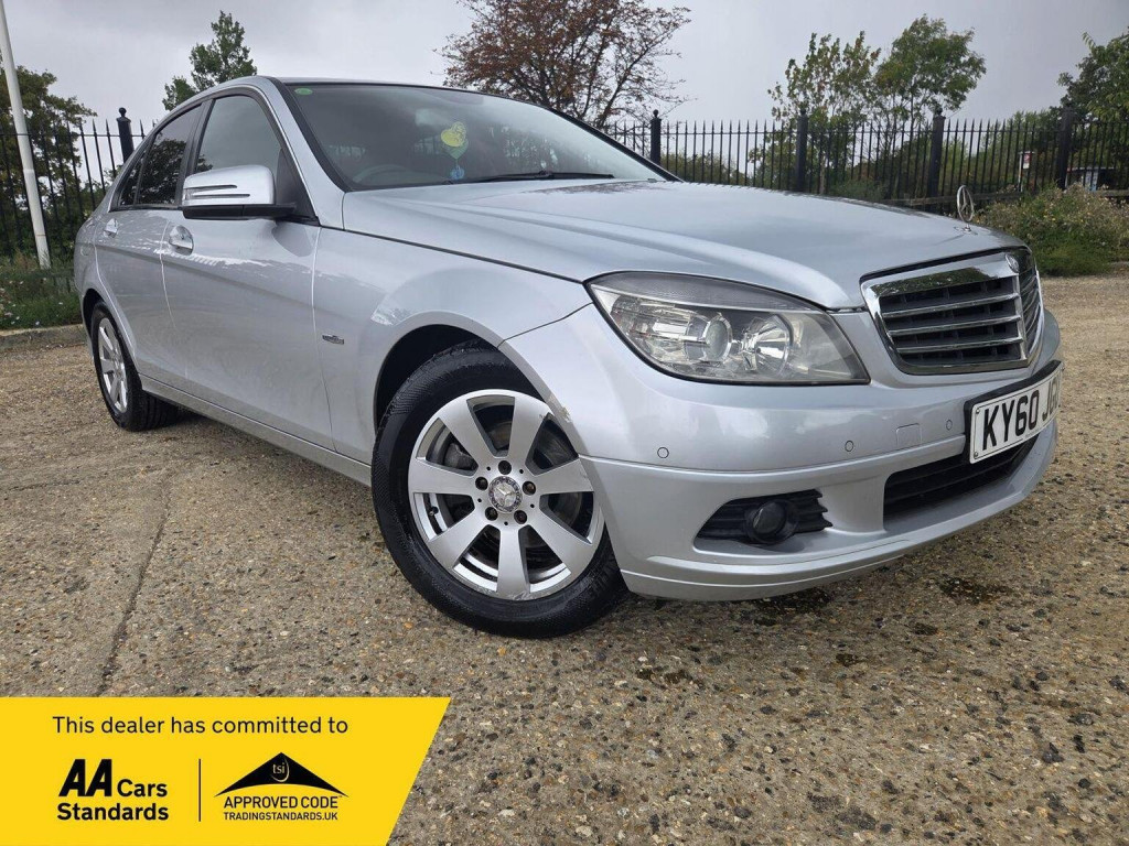 View MERCEDES-BENZ C CLASS 1.8 C180 BlueEfficiency SE Auto Euro 5 4dr