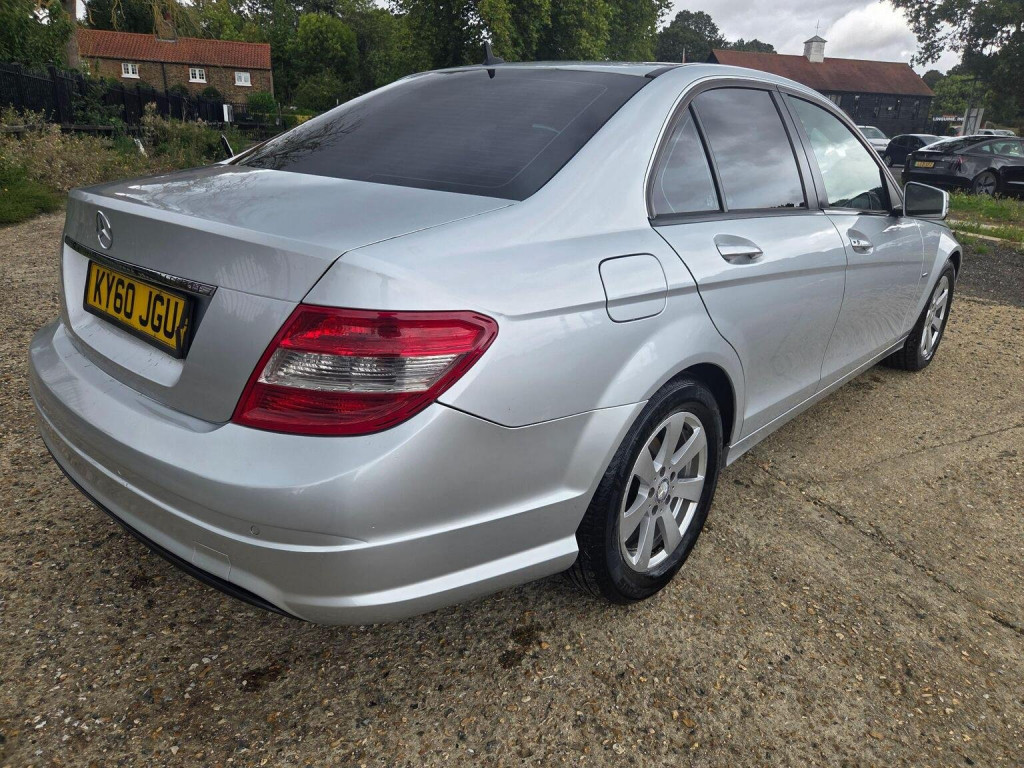 MERCEDES-BENZ C CLASS