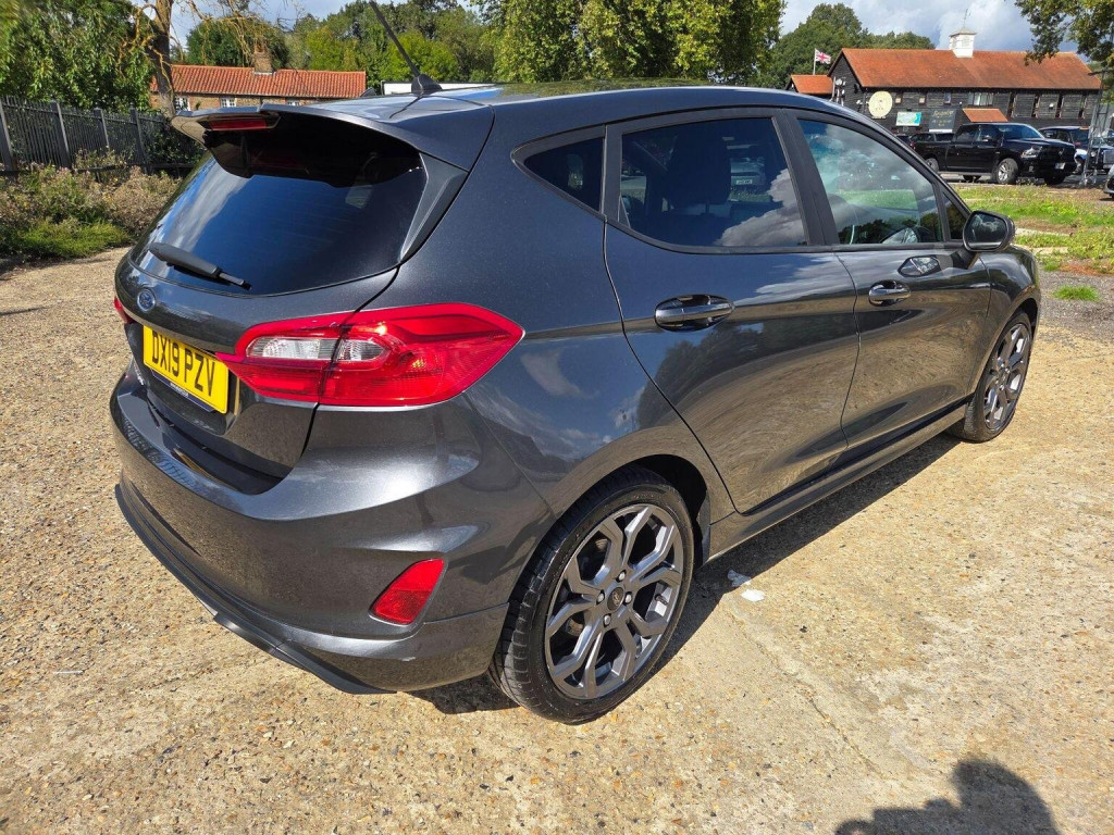 FORD FIESTA