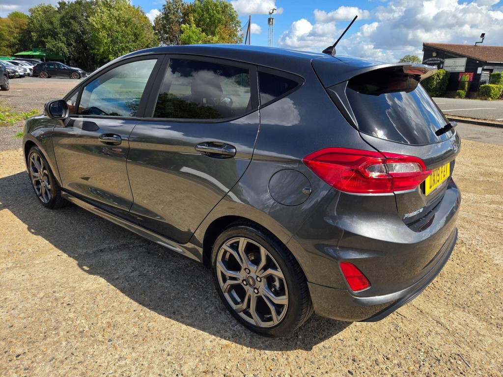 FORD FIESTA