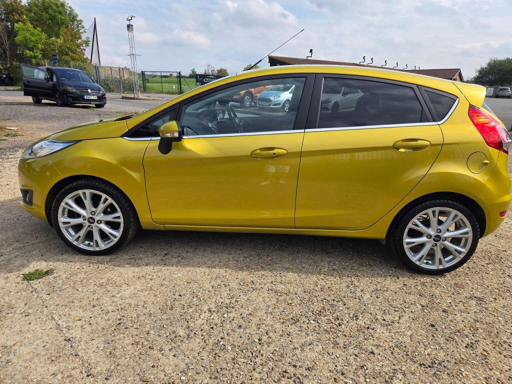 FORD FIESTA