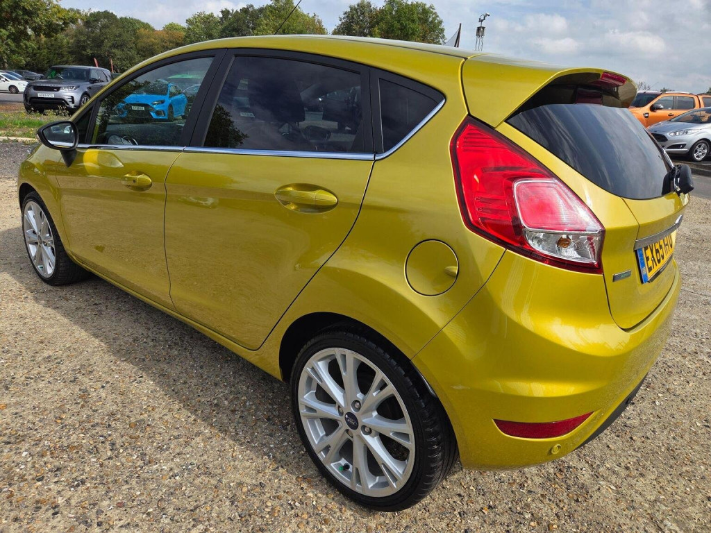 FORD FIESTA