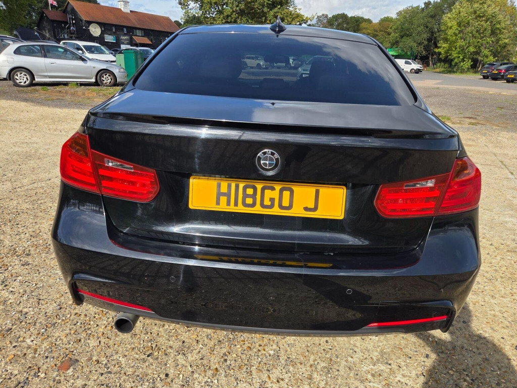 BMW 3 SERIES