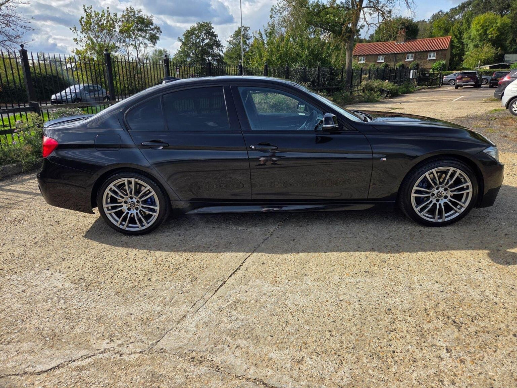 BMW 3 SERIES