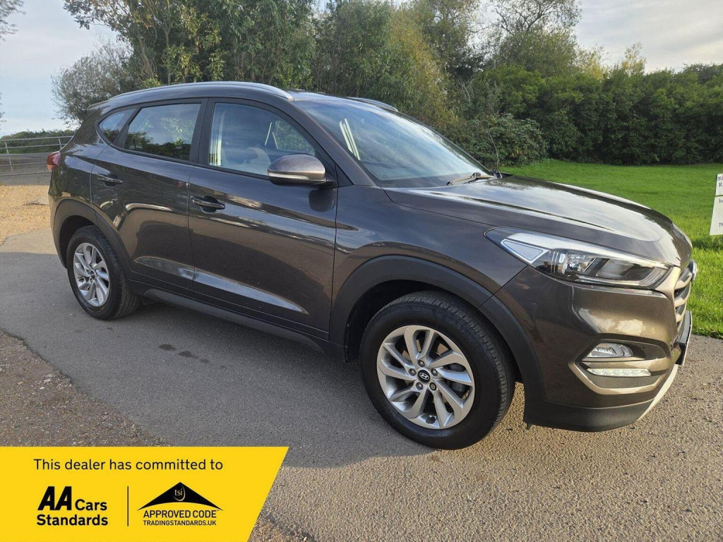 View HYUNDAI TUCSON 1.6 GDi Blue Drive SE Nav Euro 6 (s/s) 5dr