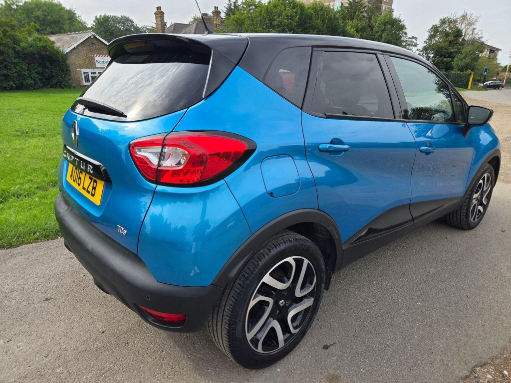 RENAULT CAPTUR