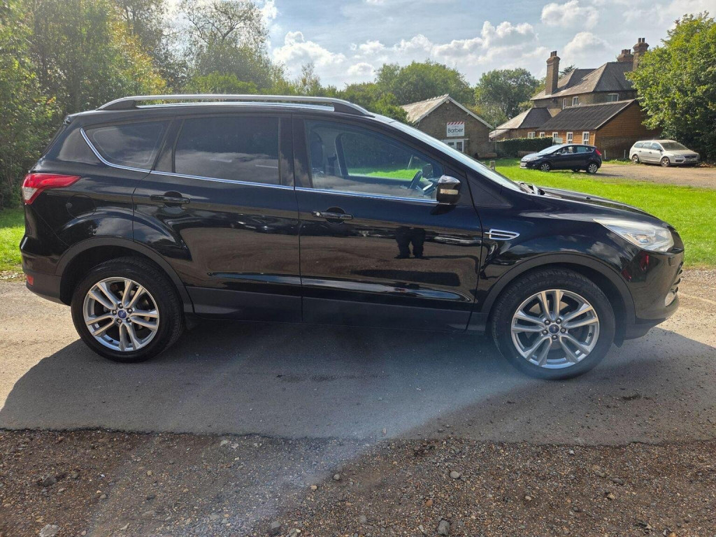 FORD KUGA