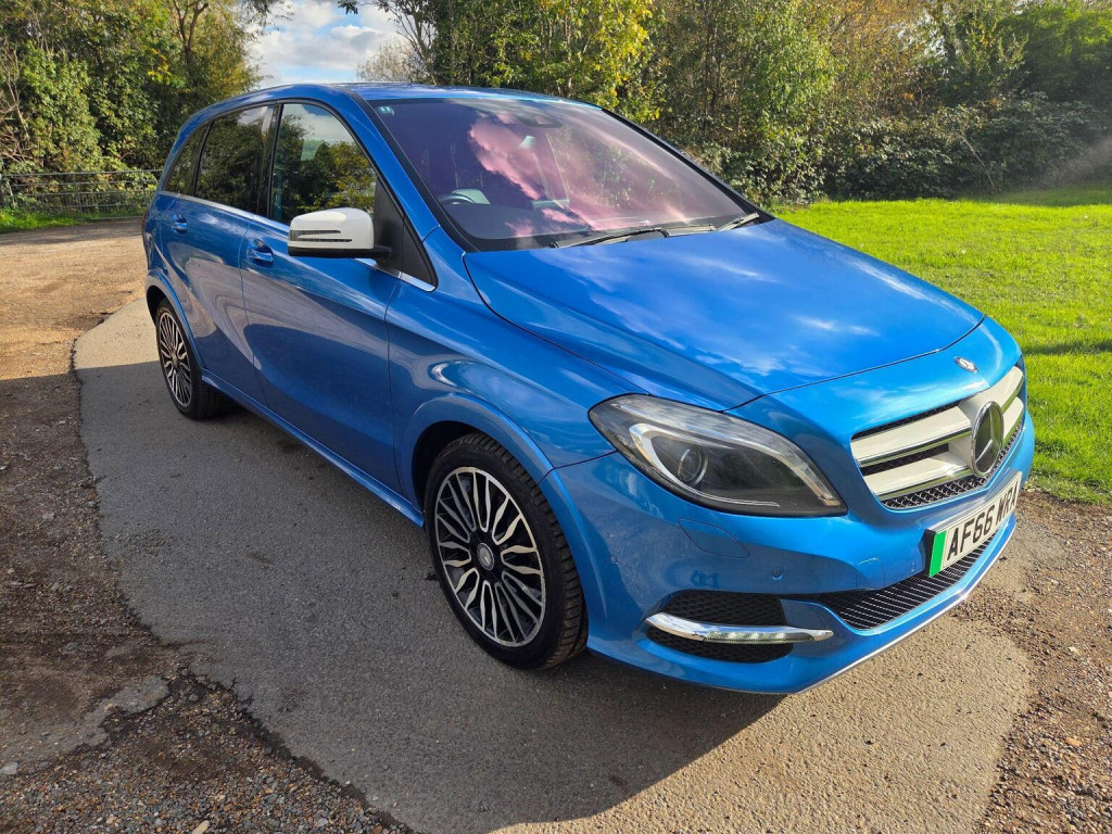 View MERCEDES-BENZ B CLASS B250e Electric Art (Premium) Auto 5dr