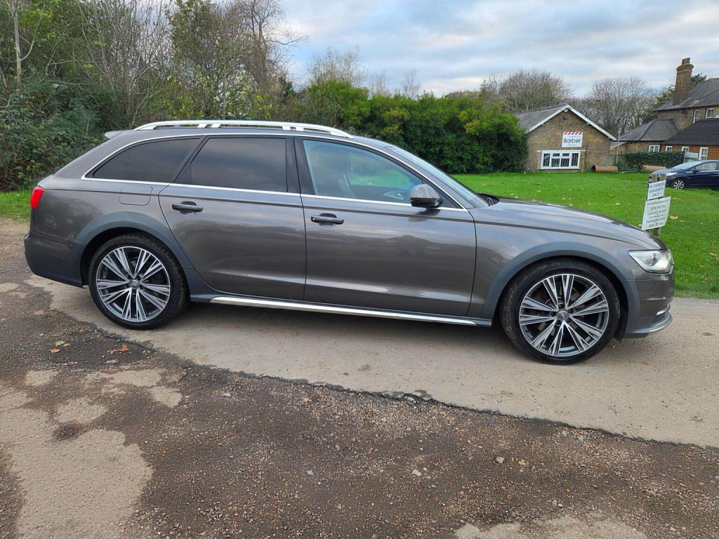 AUDI A6 ALLROAD