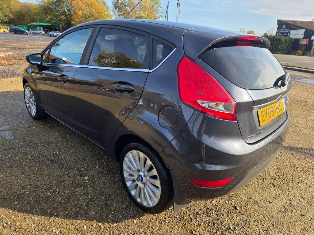 FORD FIESTA