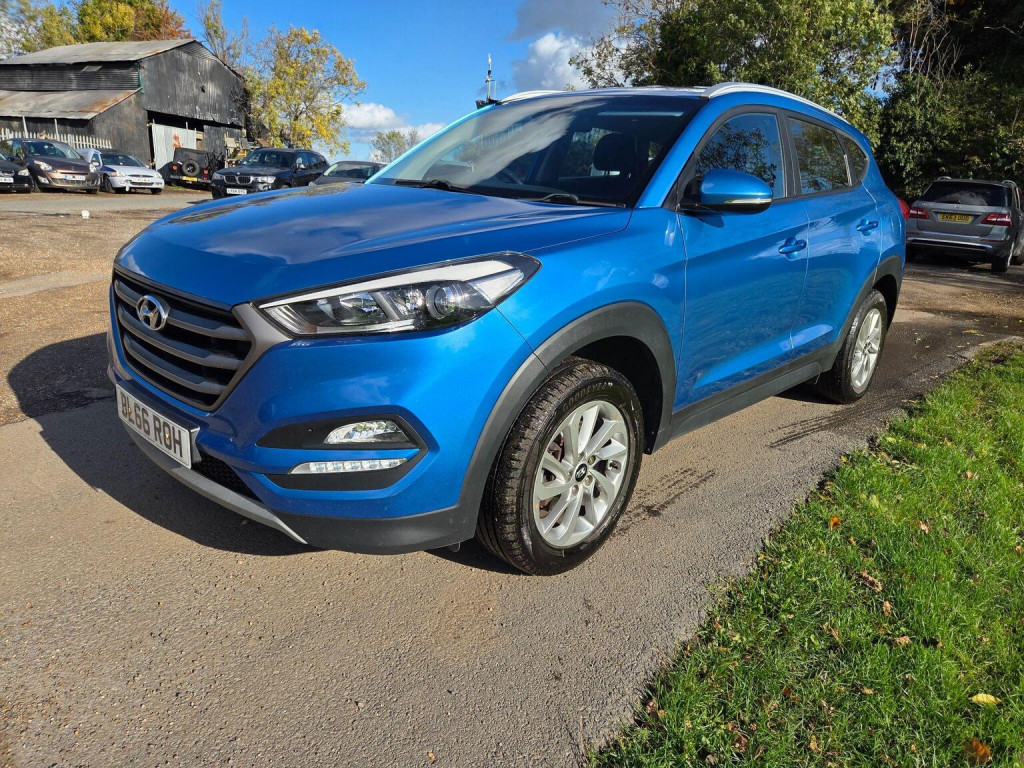 HYUNDAI TUCSON