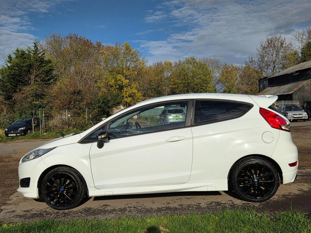 FORD FIESTA
