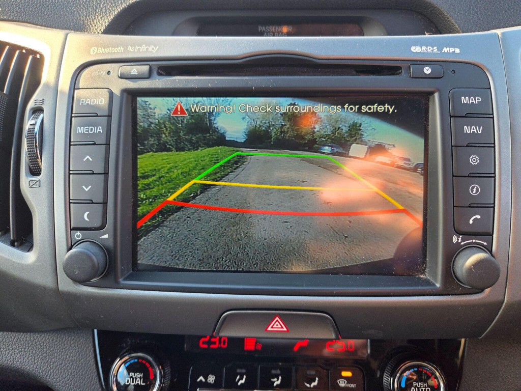 View KIA SPORTAGE 1.7 CRDi EcoDynamics Axis Edition 2WD Euro 6 (s/s) 5dr