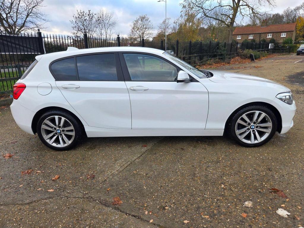 BMW 1 SERIES