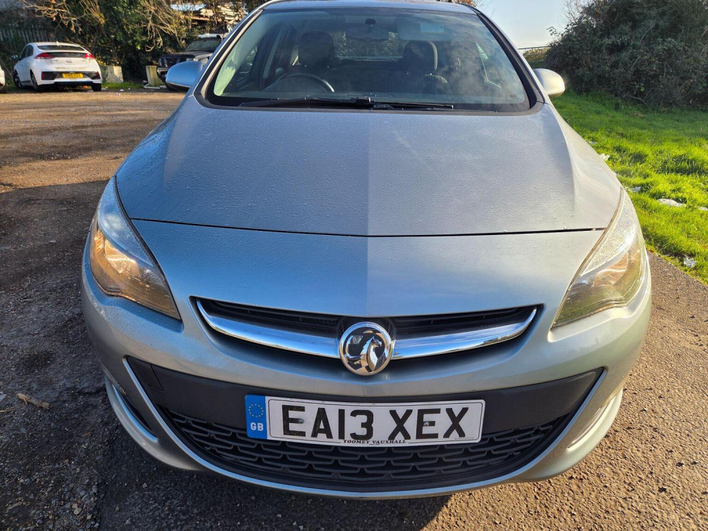 View VAUXHALL ASTRA 1.6 16v Energy Euro 5 5dr