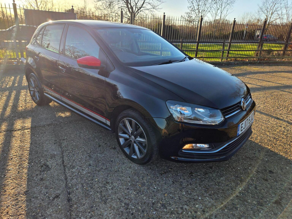 View VOLKSWAGEN POLO 1.2 TSI BlueMotion Tech beats Euro 6 (s/s) 5dr