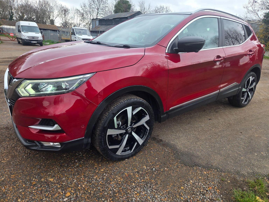View NISSAN QASHQAI 1.2 DIG-T Tekna+ XTRON Euro 6 (s/s) 5dr