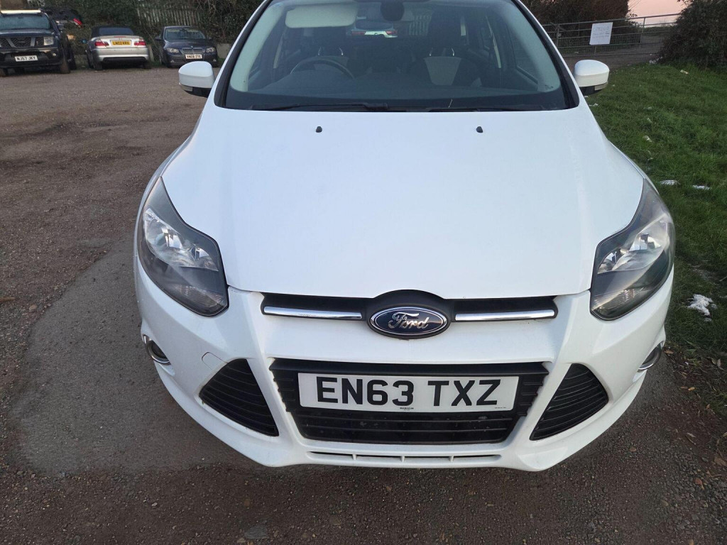 View FORD FOCUS 1.0T EcoBoost Zetec Euro 5 (s/s) 5dr