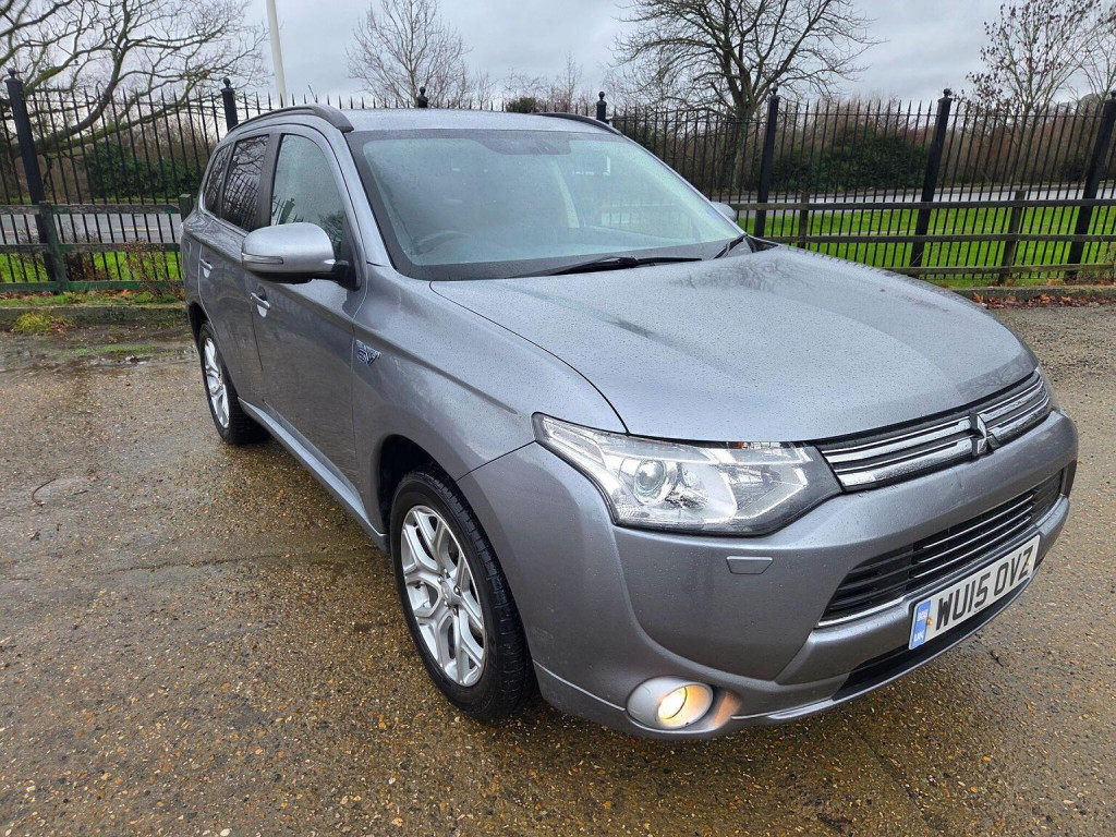 View MITSUBISHI OUTLANDER 2.0h 12kWh GX4h CVT 4WD Euro 5 (s/s) 5dr