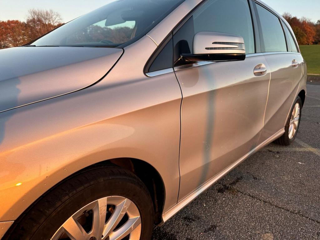 MERCEDES-BENZ B CLASS