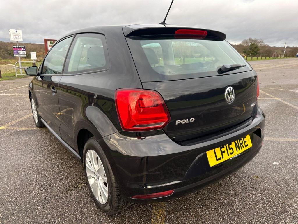 VOLKSWAGEN POLO