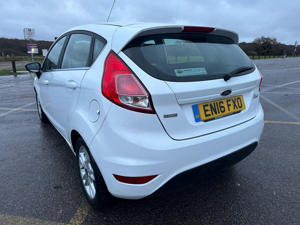 FORD FIESTA
